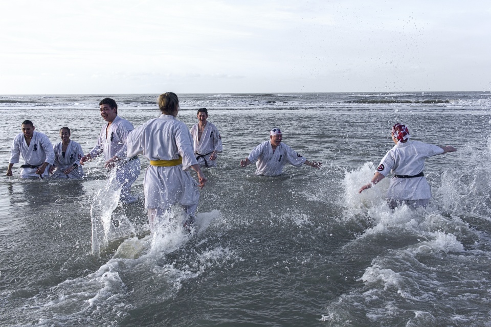 Nieuwjaarsduik Wijk aan Zee 2016